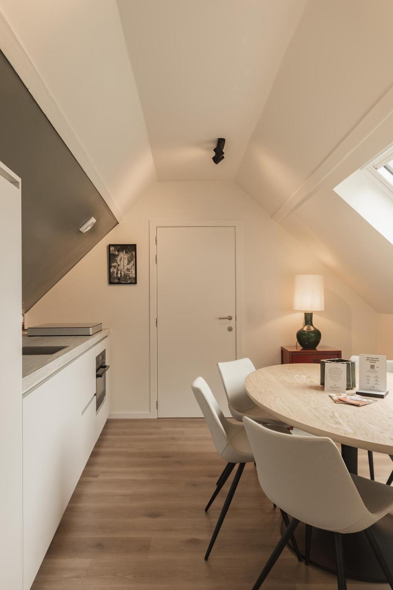 Highest Five By Romy&travis Appartamento Bruges